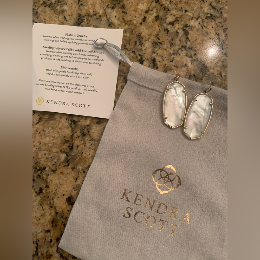 Kendra Scott Elle Gold Drop Earrings Ivory